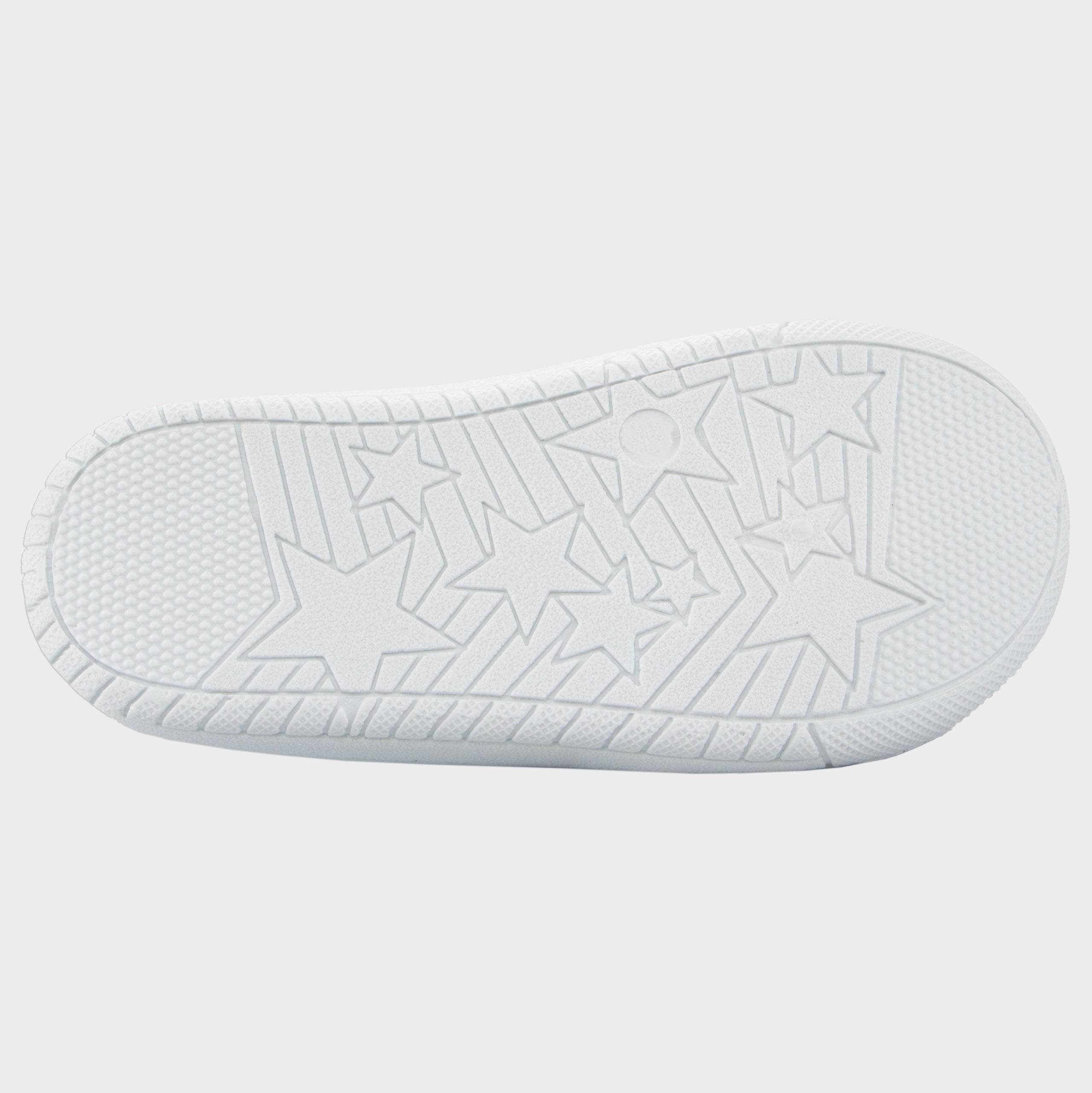 Bluey Canvas Trainer - Character.com