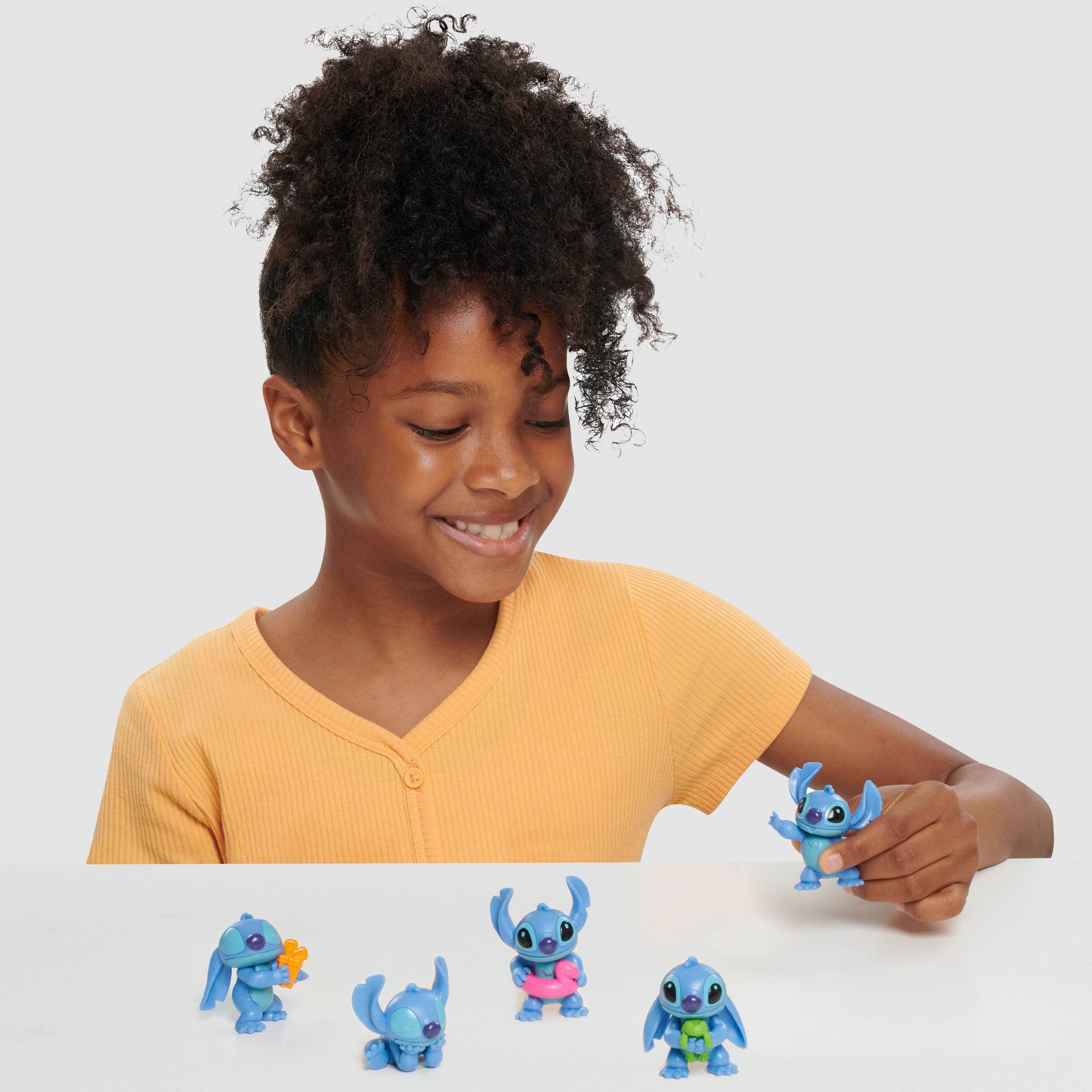 Disney Lilo And Stitch 5 Figure Pack - Character.com