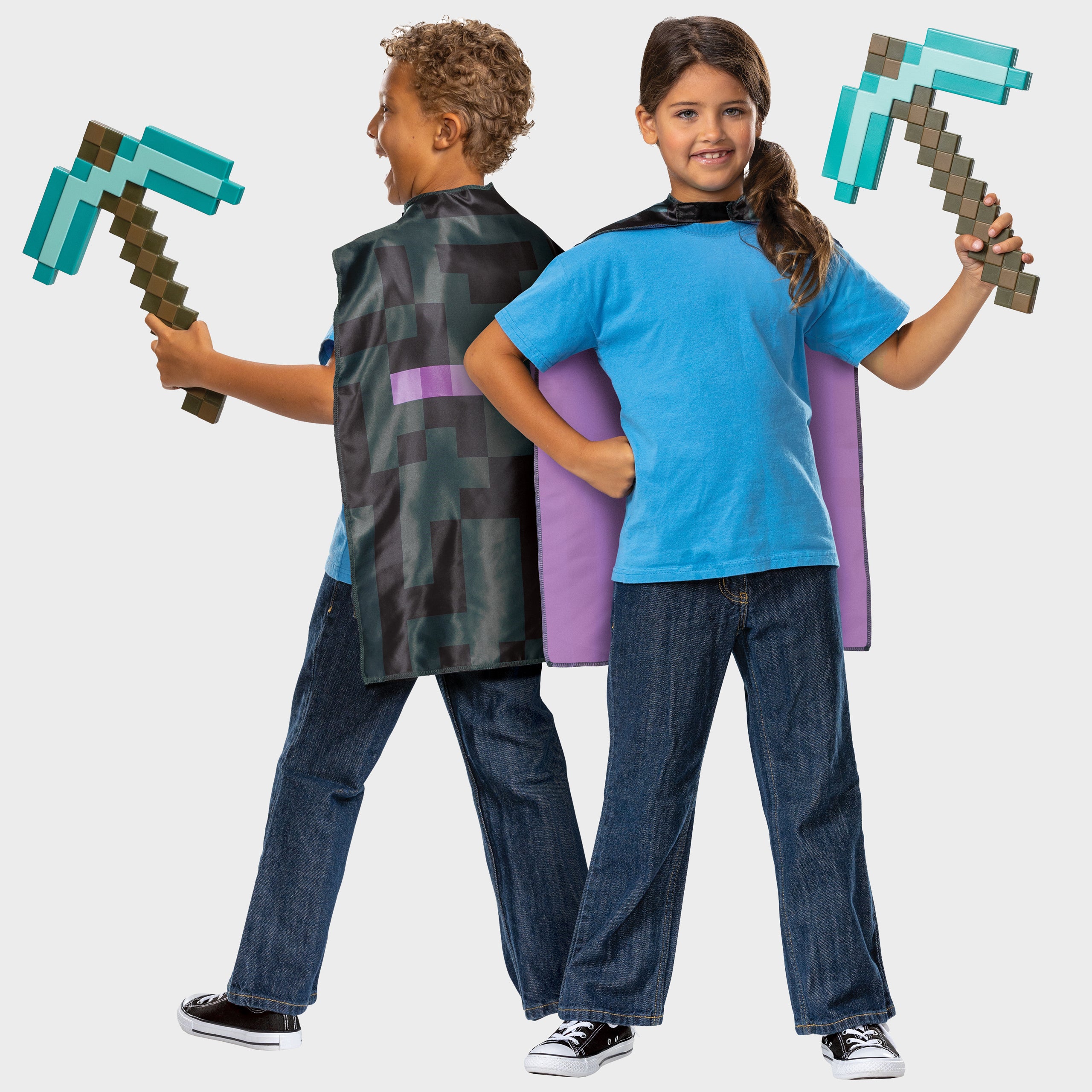Minecraft Cape & Pickaxe Fancy Dress Set