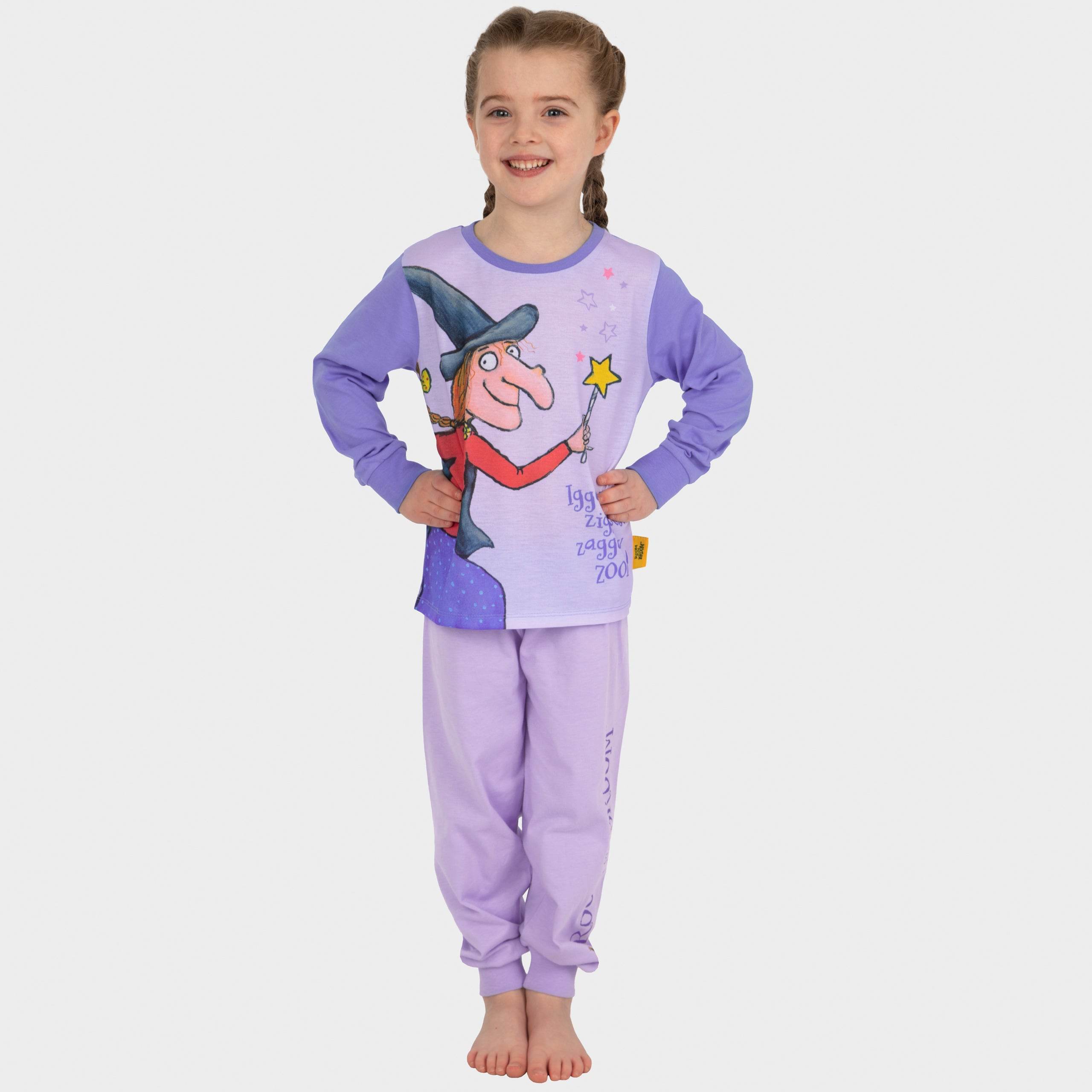 Room on The Broom Pyjamas - Character.com