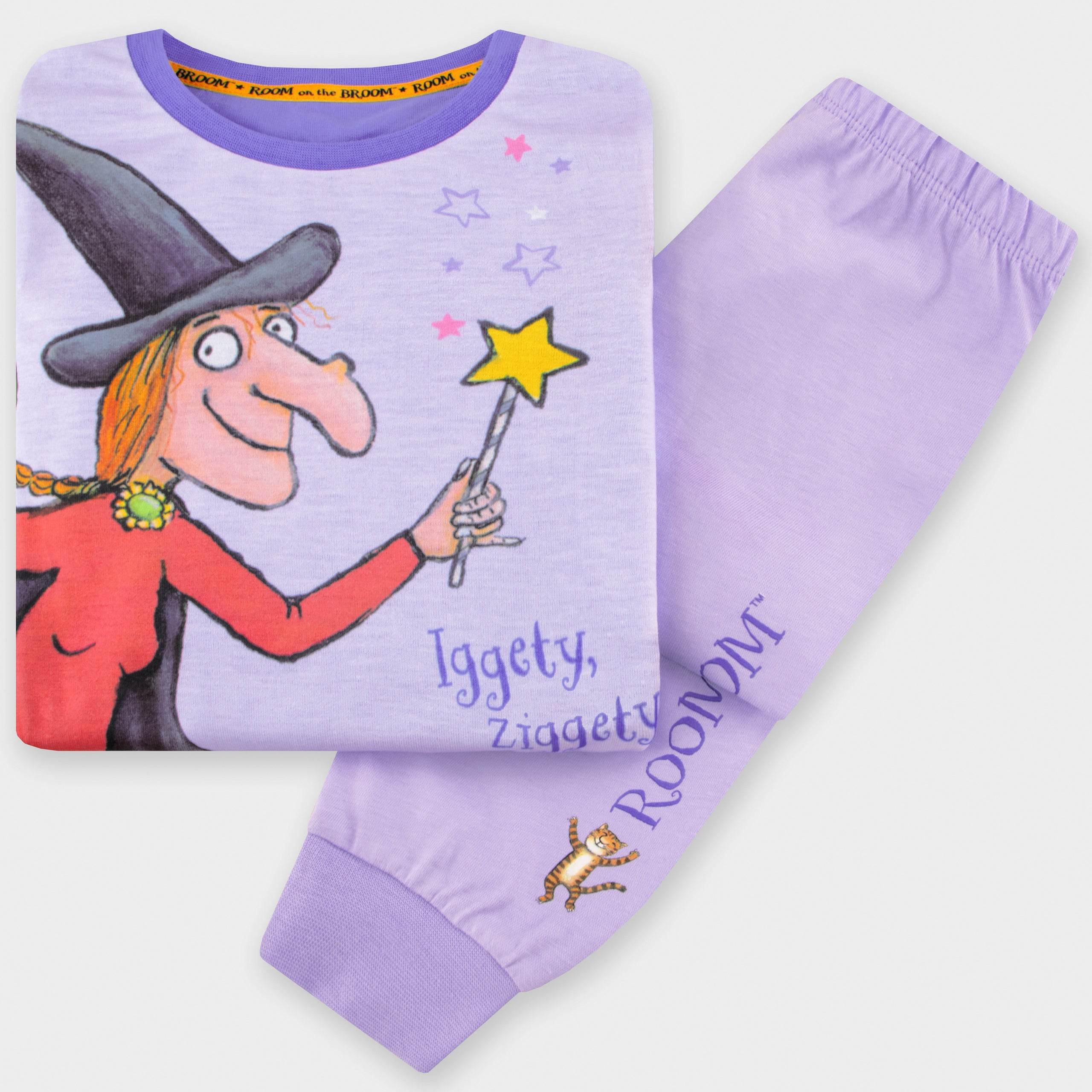 Room on The Broom Pyjamas - Character.com