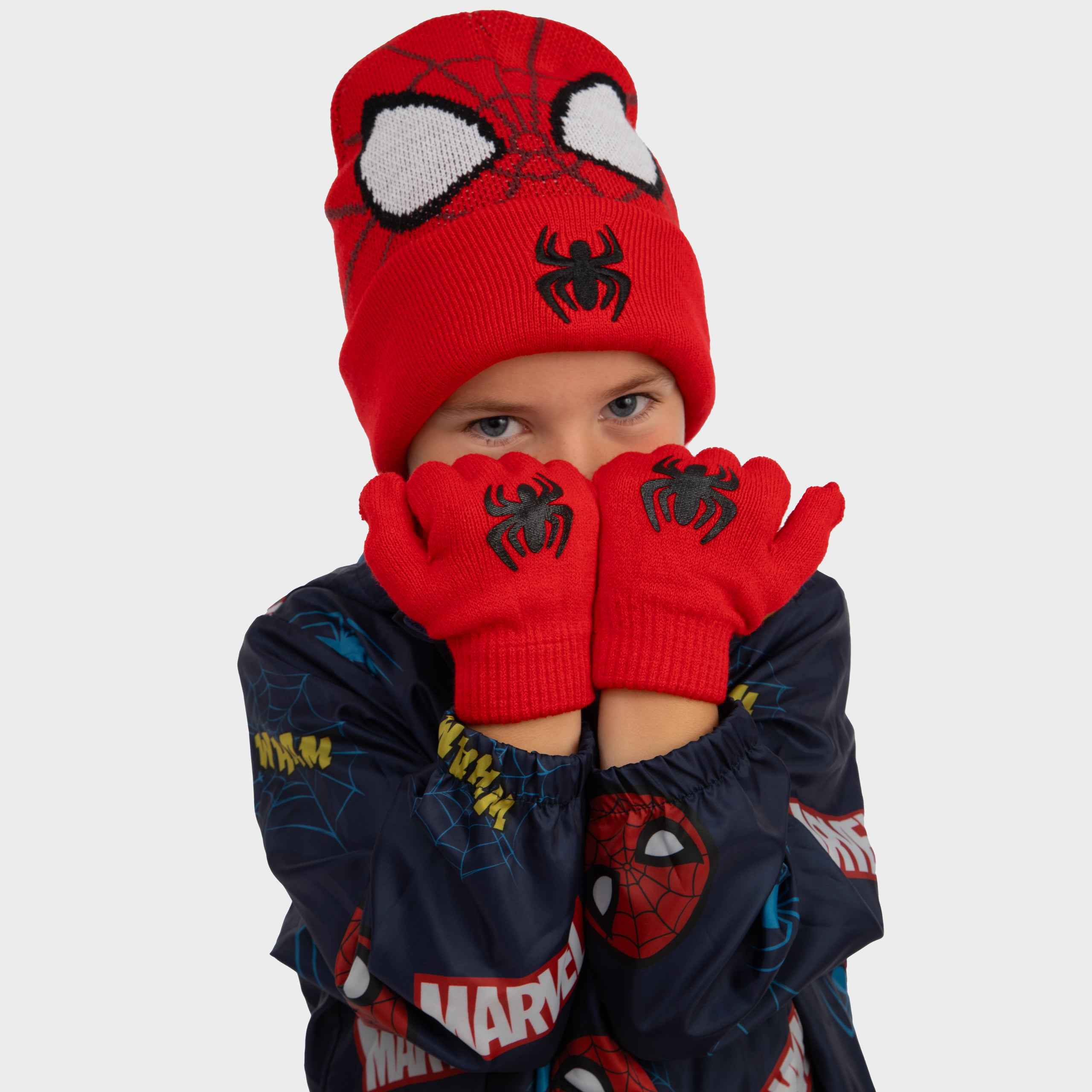 Spider-Man Winter Hat And Gloves Set