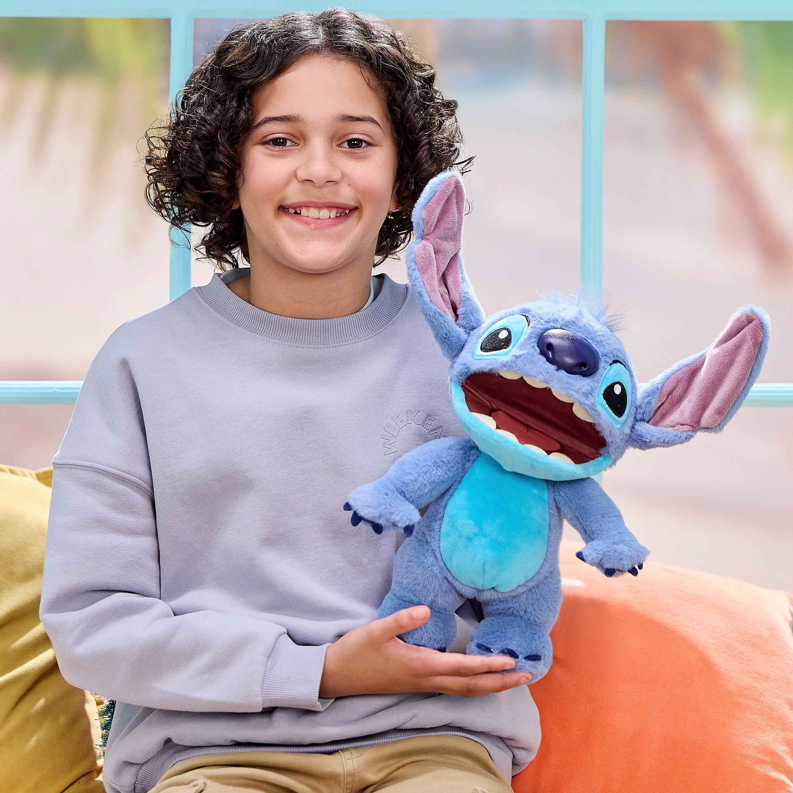 Lilo & Stitch Toy - Chatty Stitch Puppetronics